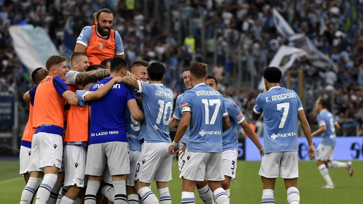 Gol e spettacolo, il derby è della Lazio. Roma sconfitta 3-2