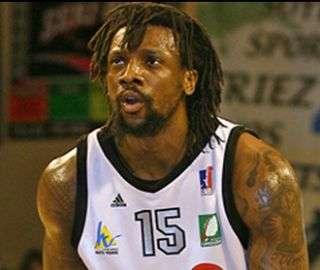 Ebi fa il modesto: "Ho solo giocato a basket"