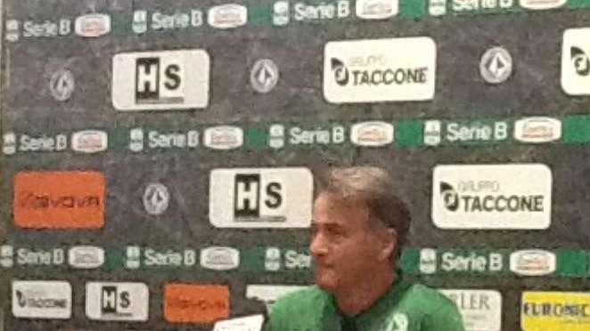 Tesser: "Bari grande squadra, ma non dobbiamo avere alcun timore. Formazione? Ho solo un paio di dubbi"
