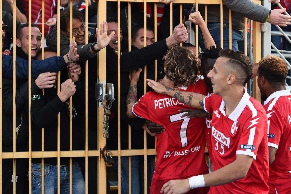 Bari, si svincolano i calciatori. Il comunicato della Figc