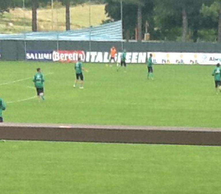 RILEGGI LIVE TA - Allenamento mattutino 21-07-2014, lavoro atletico sul campo e sui gradoni poi parte tattica per i Lupi