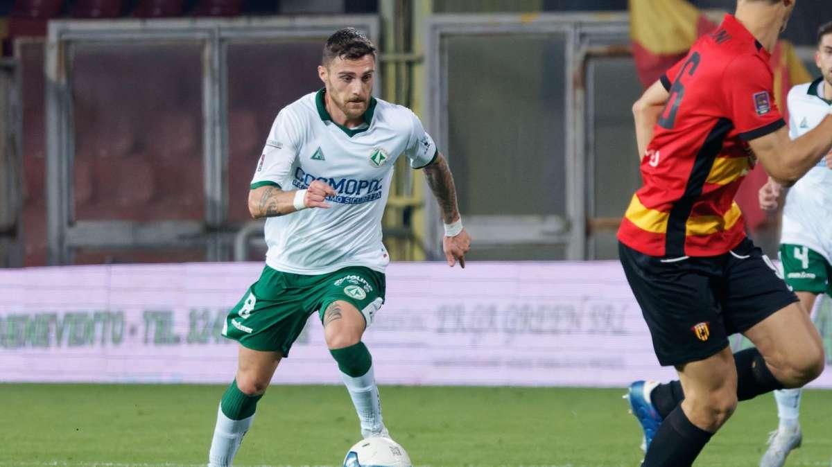 Avellino-Trapani 2-0, le pagelle: Rocca sontuoso, difesa impermeabile, Lescano si riscatta