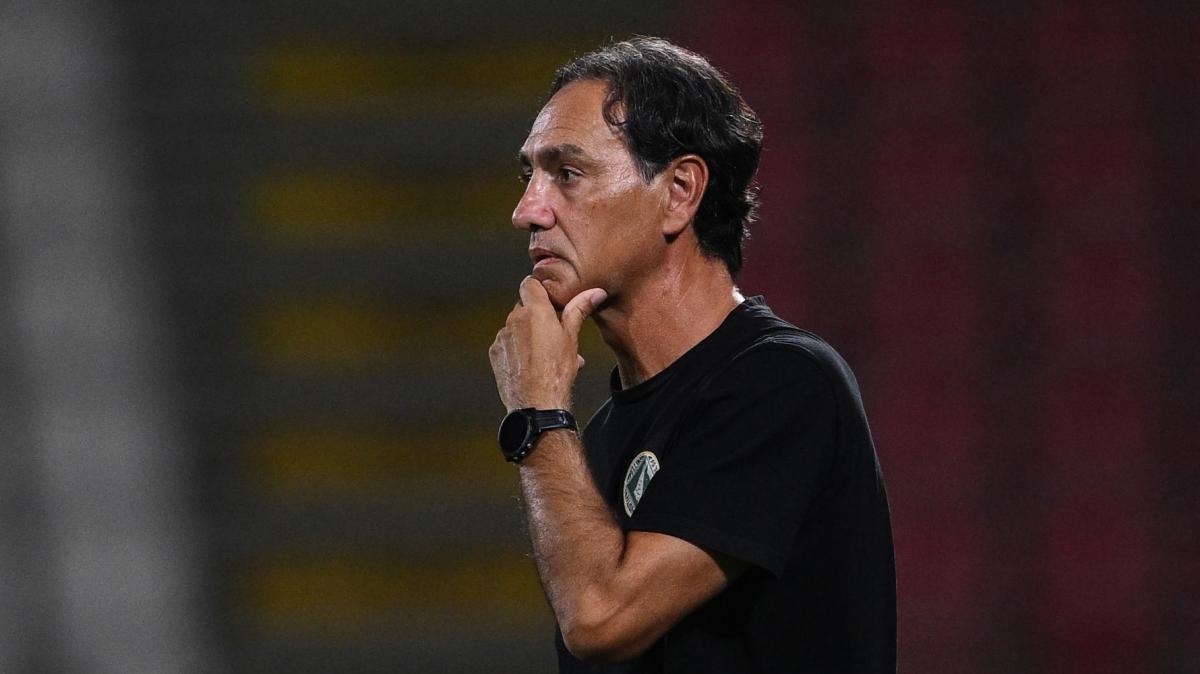 Nesta riflette durante la sosta: insistere sul 3-5-2 o tornare alla difesa a quattro?