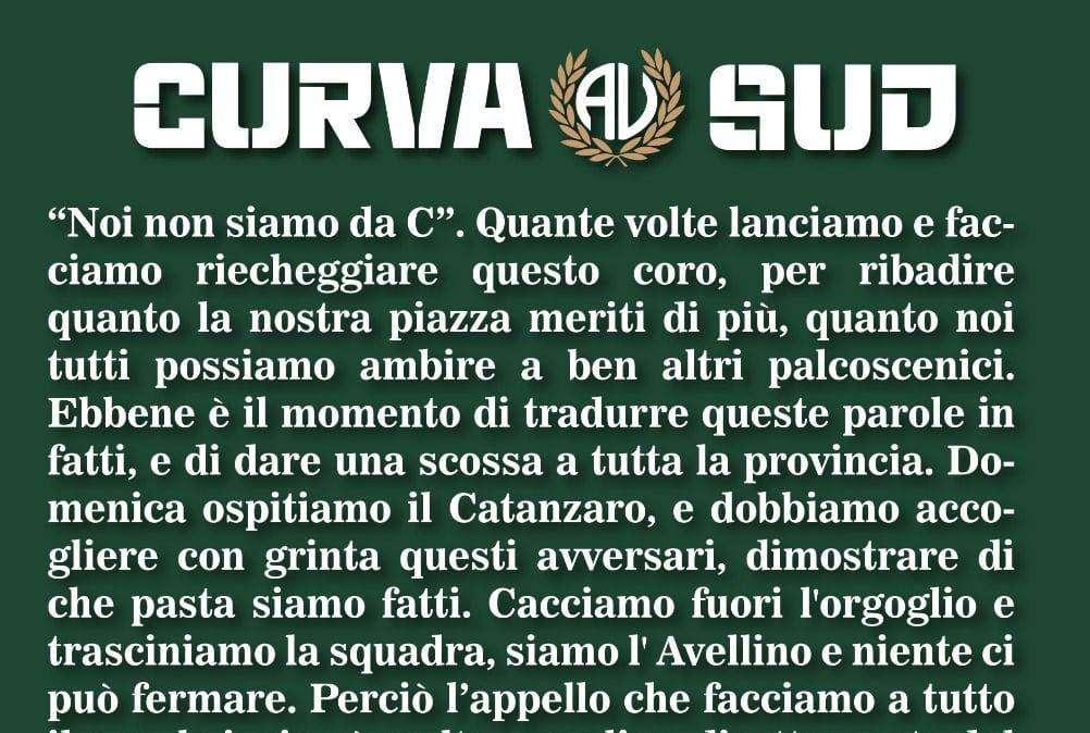 Il comunicato della Curva Sud: "Noi non siamo da C. Domenica tutti allo stadio, facciamo esplodere il Partenio di passione"