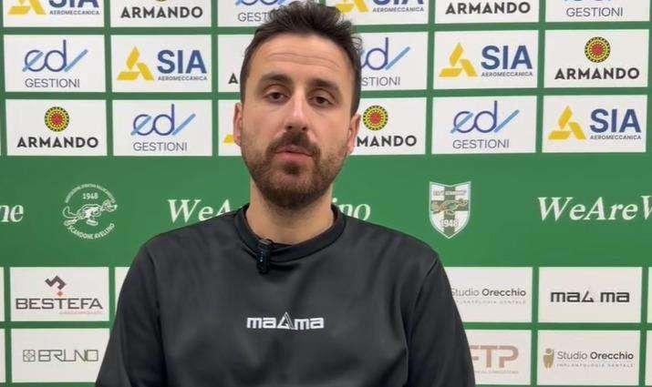 Scandone Avellino, esonerato coach Carone