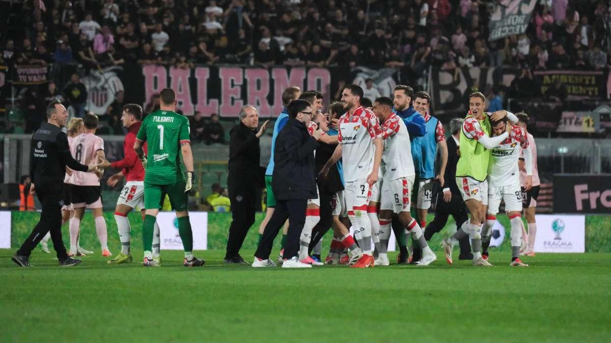 Playoff Serie B, in finale va la Cremonese. I lupi affronteranno la Juve Stabia la prossima stagione