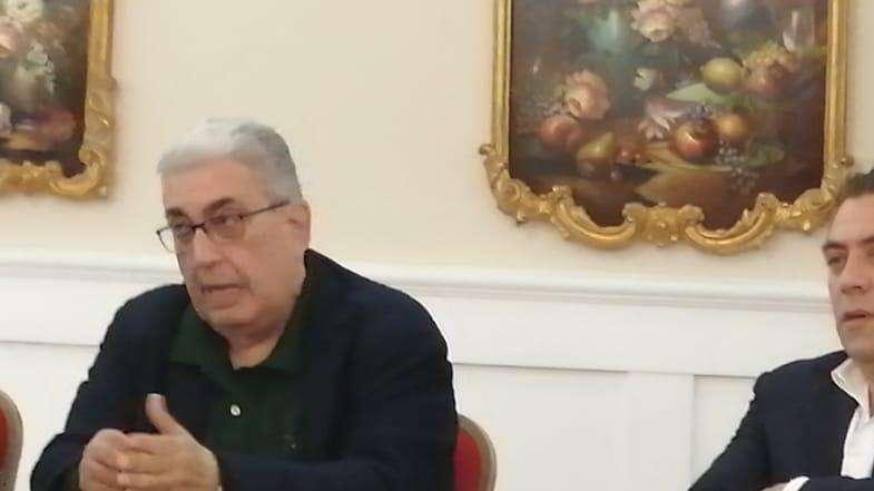 Mercato in entrata chiuso, ultime due uscite da piazzare: le trattative a 24 ore dal gong