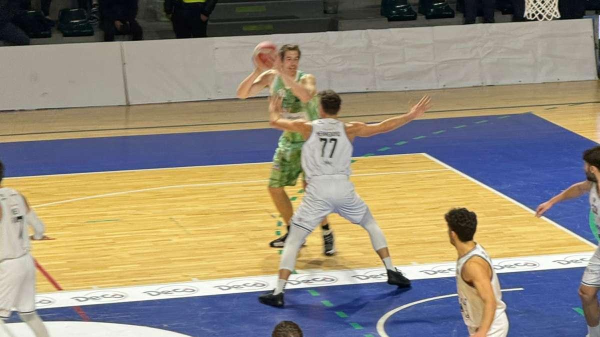 La Delfes sbanca Caserta 65 a 81, debutto da sogno per Crotti