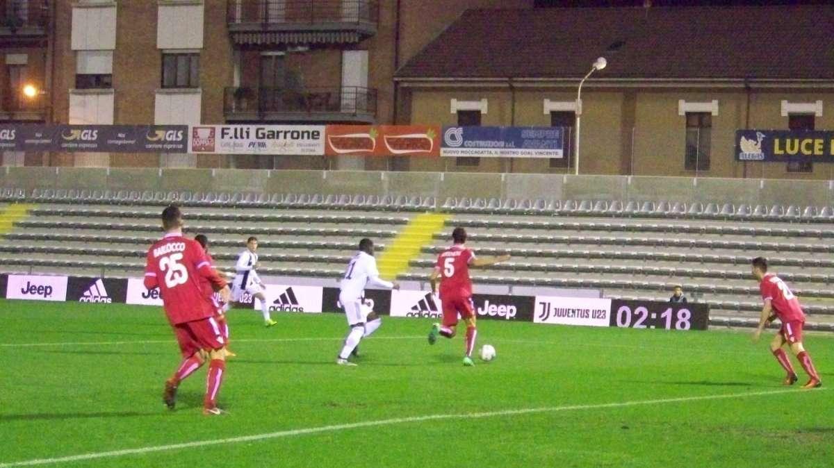 L'Avellino segue il mercato in uscita della Reggina: piace un esperto difensore