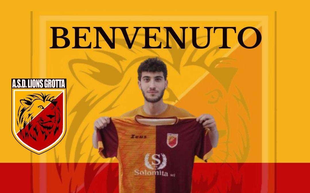 Lions Grotta, in difesa firma un 2001 ex serie D 