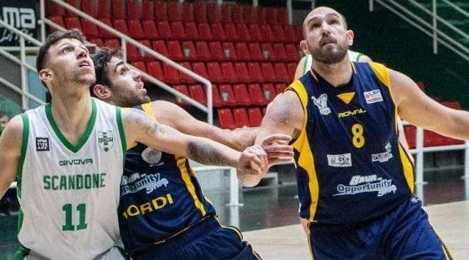 Scandone, Robustelli: "È tempo di vincere in casa" 