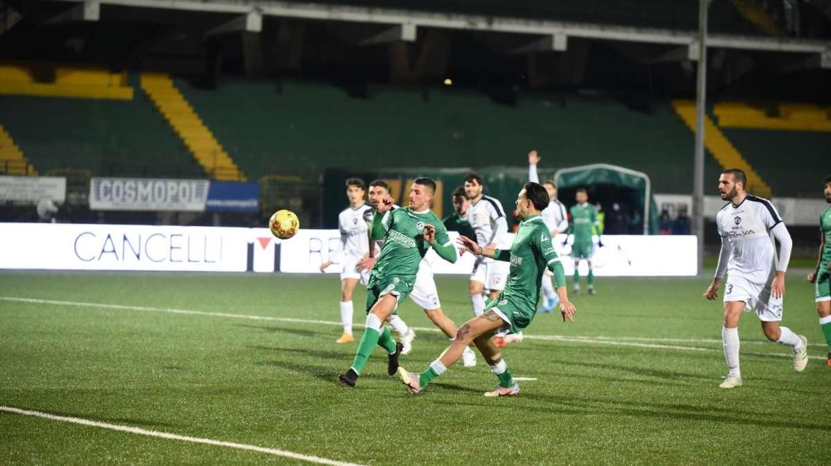 Avellino-Viterbese 3-0, le pagelle: difesa attenta, D'Angelo si ripete, Fella letale