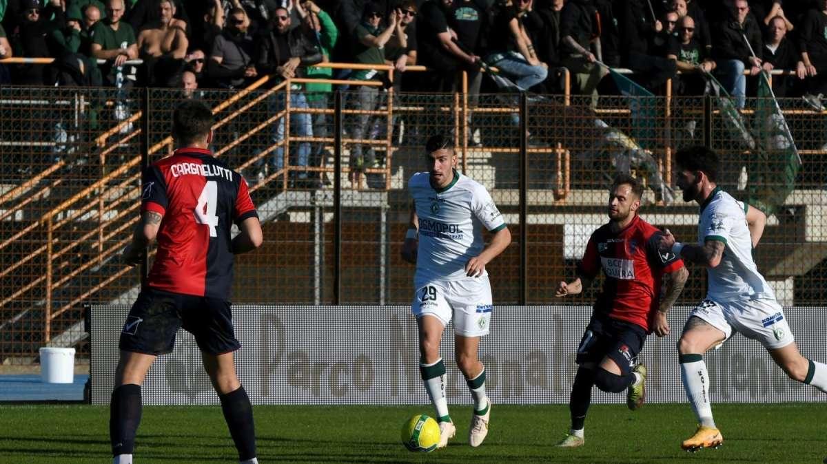 TS - Male l'Avellino, rimonta l'Audace: bocciati quasi tutti
