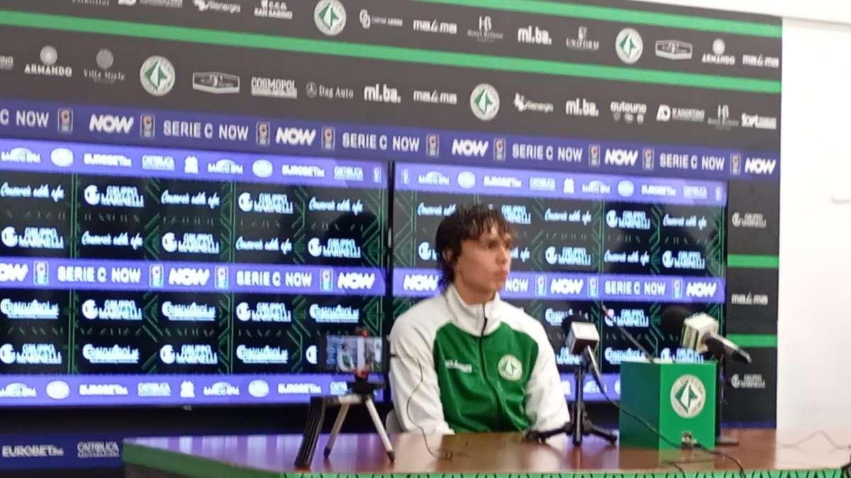 Palumbo: "Bellissimo il boato dei tifosi, li ringrazio, mi hanno sempre dato affetto. Nessuna rivalità con Palmiero, siamo un gruppo unito"