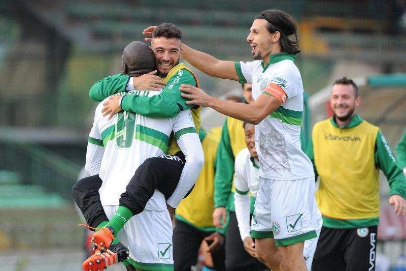 Avellino, allenamento pomeridiano per i lupi