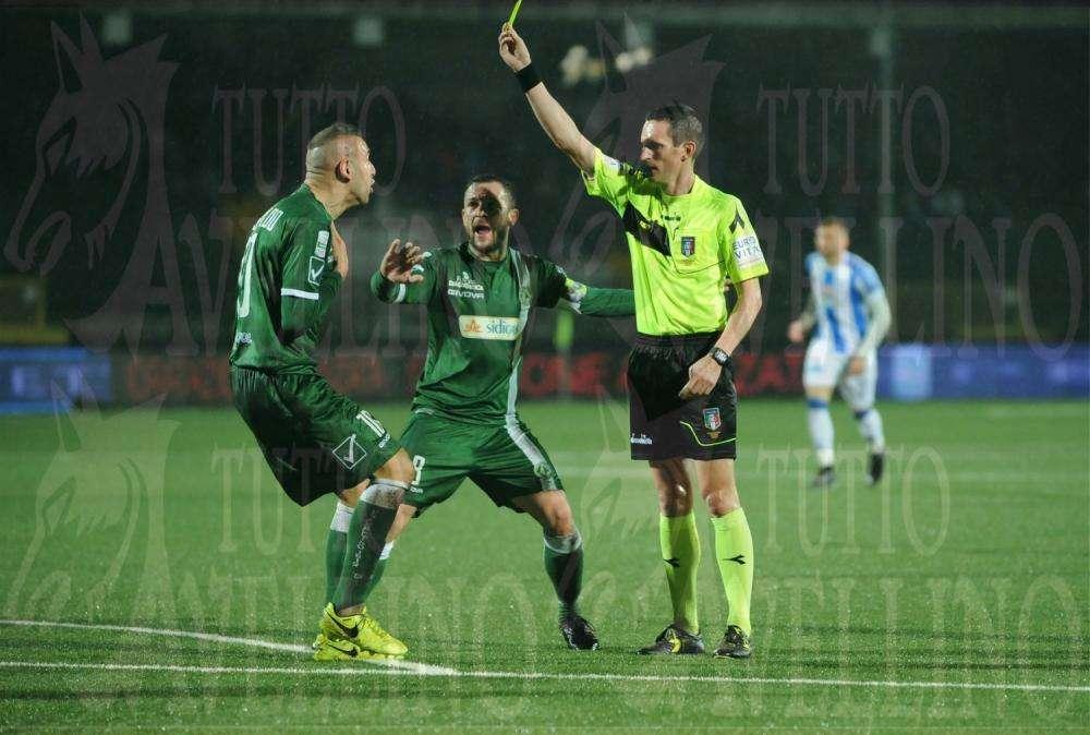 Giudice sportivo: duemila euro di ammenda all'Avellino, diffidato Castaldo