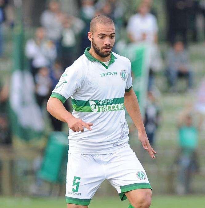 Lazio, un difensore ex Avellino nel mirino 