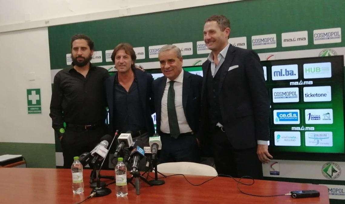 Non si salva niente. Dieci giorni per riflettere e ripartire per restituire dignità a una piazza ferita