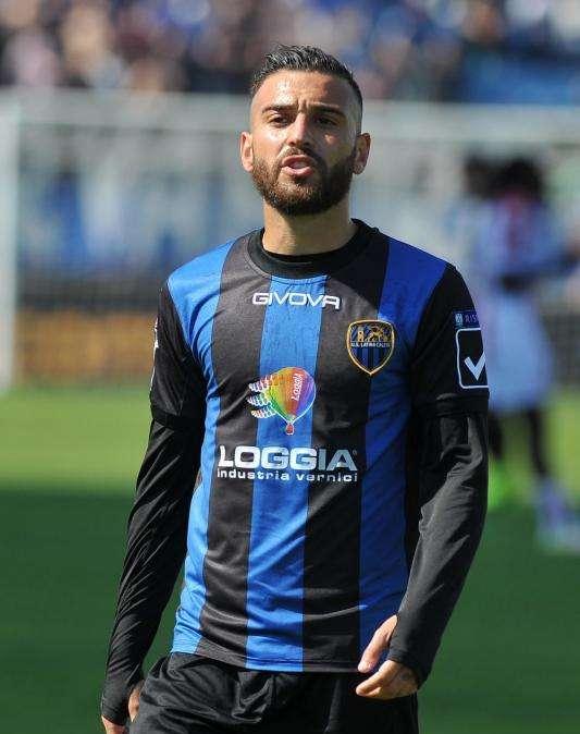UFFICIALE - Roberto Insigne in prestito al Parma
