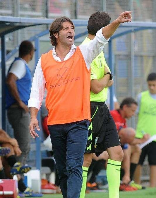 Rastelli arrabbiato: "Prestazione pessima, chiedo scusa ai tifosi"