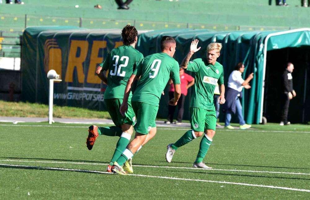 Avellino, dieci reti alla Juniores: tripletta di Sforzini