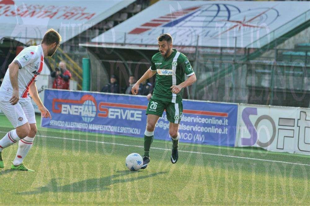 Avellino, il report dell'allenamento: a riposo Bidaoui, terapie per Castaldo
