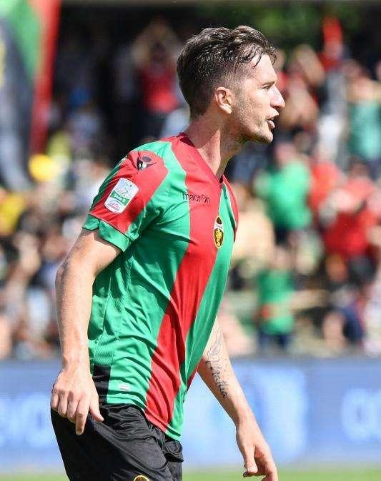 Anticipo: incredibile rimonta del Frosinone a Pescara, da 0-3 a 3-3