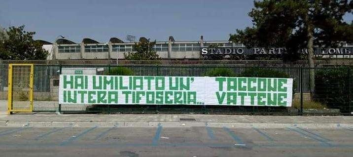 La Curva Sud contro Taccone: "Hai umiliato un'intera tifoseria, vattene..."