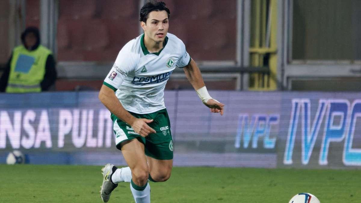 Casertana-Avellino 1-2, le pagelle: Cagnano pesca il jolly, Enrici decisivo, Cancellotti rinfrancato
