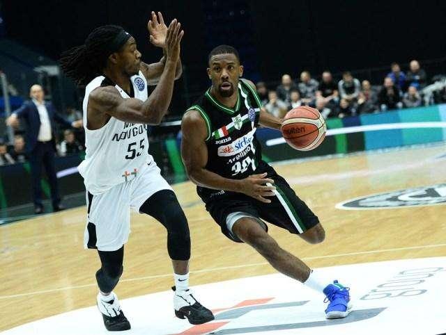 La Scandone vince a Brescia 74-77
