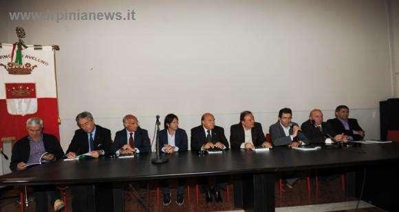 Grande cornice di pubblico alla presentazione del Libro sui Lupi di D'Aliasi e Scioscia