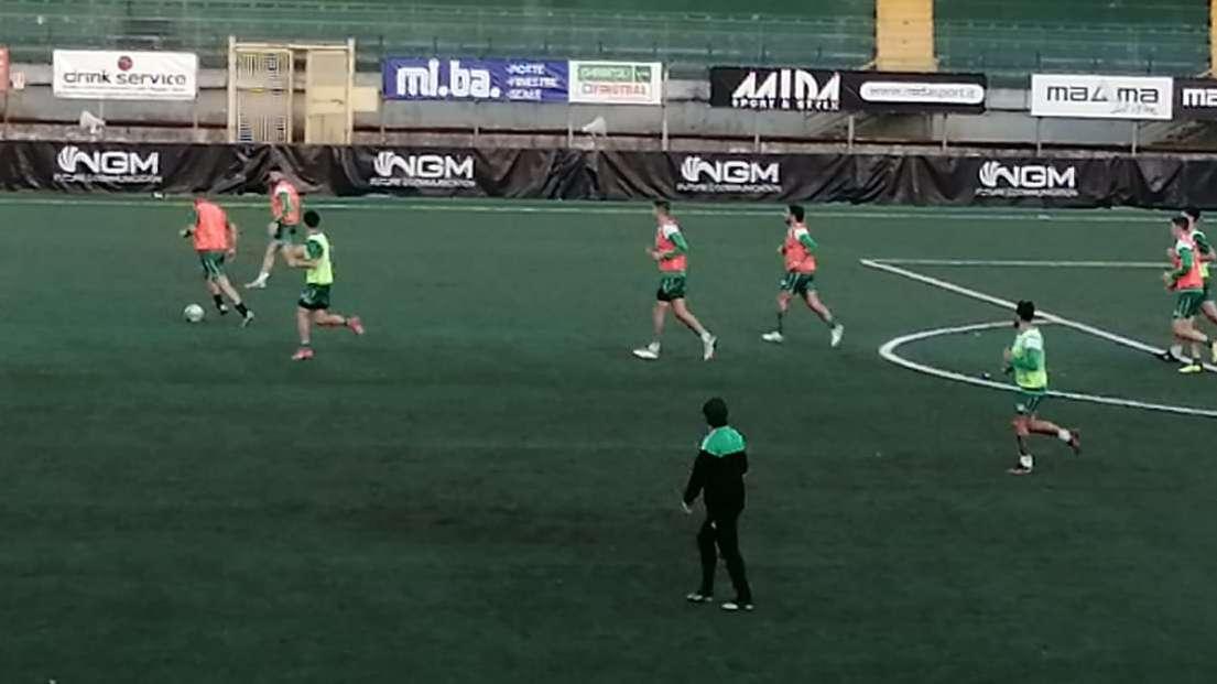 Avellino, emergenza in difesa: Rastelli spera di recuperare almeno due elementi