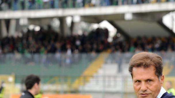 Novellino amaro: "La squadra ha un problema di testa, nei playout senza un perché. Il rigore era netto"