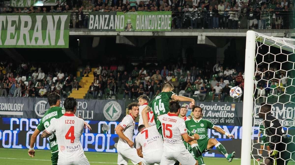 Ripresa dopo la sosta, precedente positivo per i lupi. Bilancio amaro per la Juve Stabia