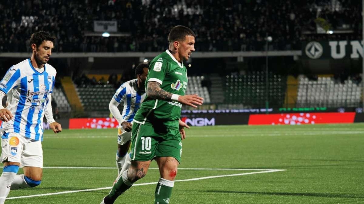 Avellino, colpo salvezza: espugnata Chiavari con Russo e Cancellotti (1-2)