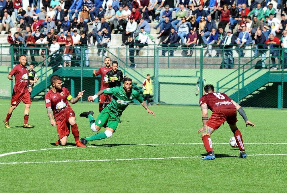 Playoff girone G rinviati al 19 maggio. Poule Scudetto: domenica c'è Bari-Picerno