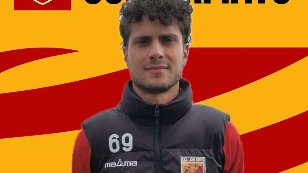 Lions Grotta, Napolitano continuerà a vestire la maglia giallorossa