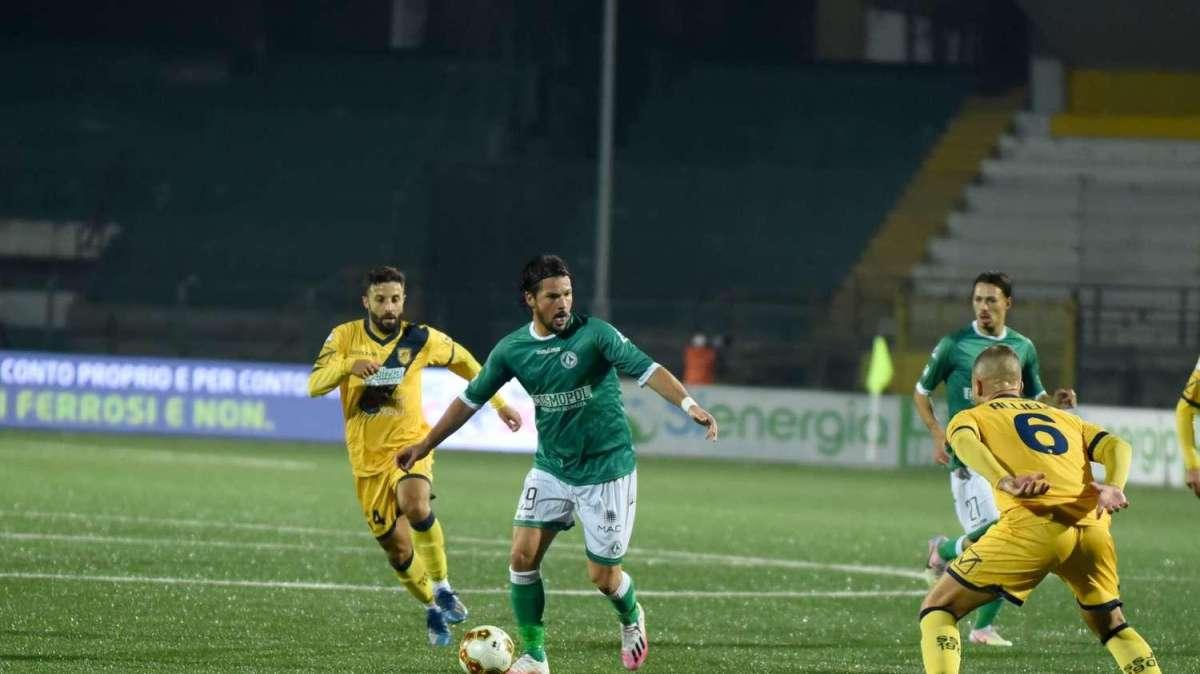 Lega Pro, girone C: Avellino ancora spettatore, oggi un anticipo in Campania