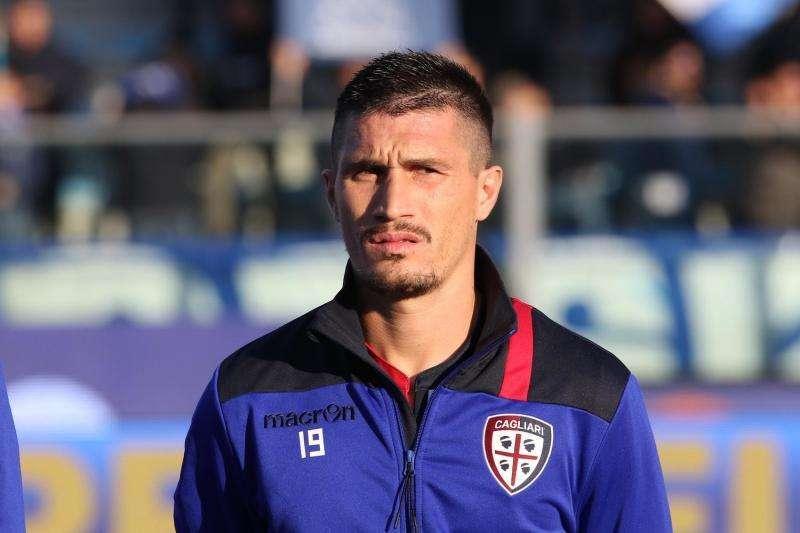 La prima volta di Pisacane: l'ex biancoverde realizza il primo gol in serie A (2-1 al Milan)