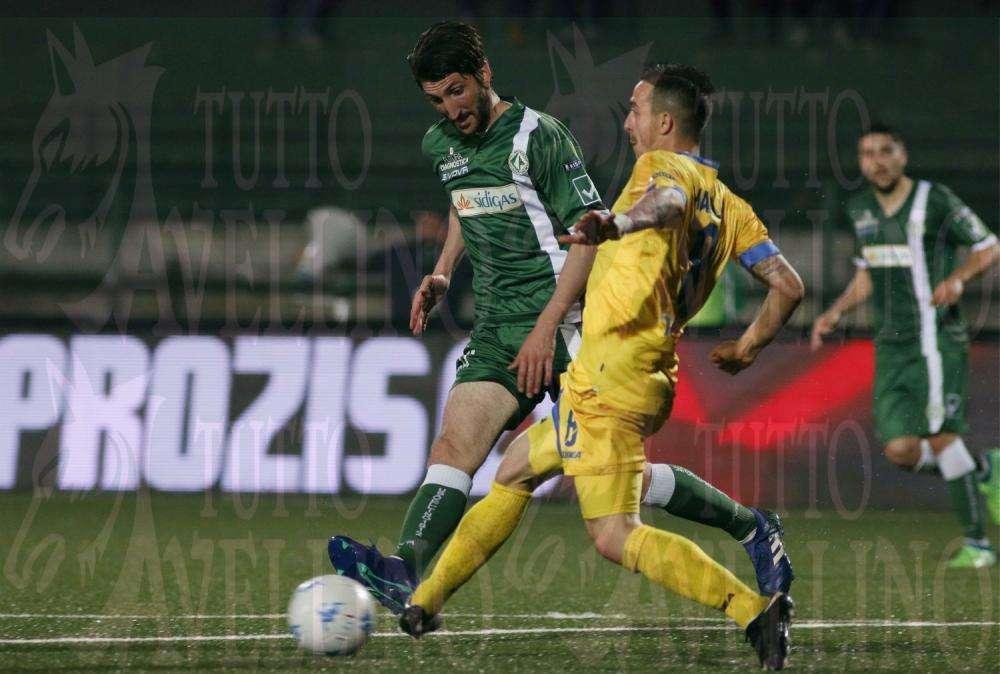 GdS - "Frosinone secondo, crollo Avellino"