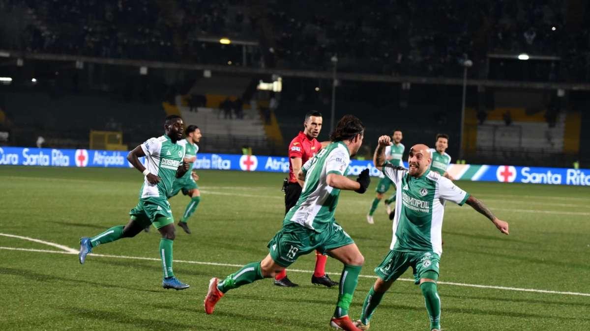 Avellino, verso Foggia senza Maniero: allenamento differenziato per l’attaccante