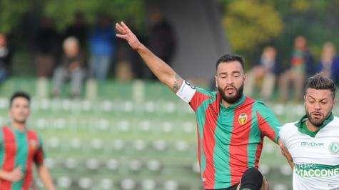 Sospetta lesione per Tavano. Martedì gli esami ma lo stop potrebbe essere lungo 