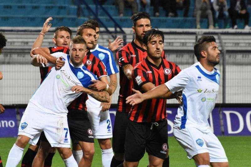 Play Off Lega Pro - Prova di forza del Foggia, Lecce al tappeto (2-3)