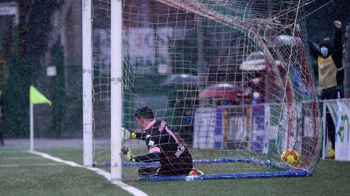 TS - Silvestri il migliore, attaccanti imbrigliati