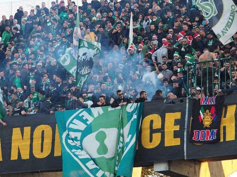 La Curva Sud risponde al sindaco: "Foti indegno!"