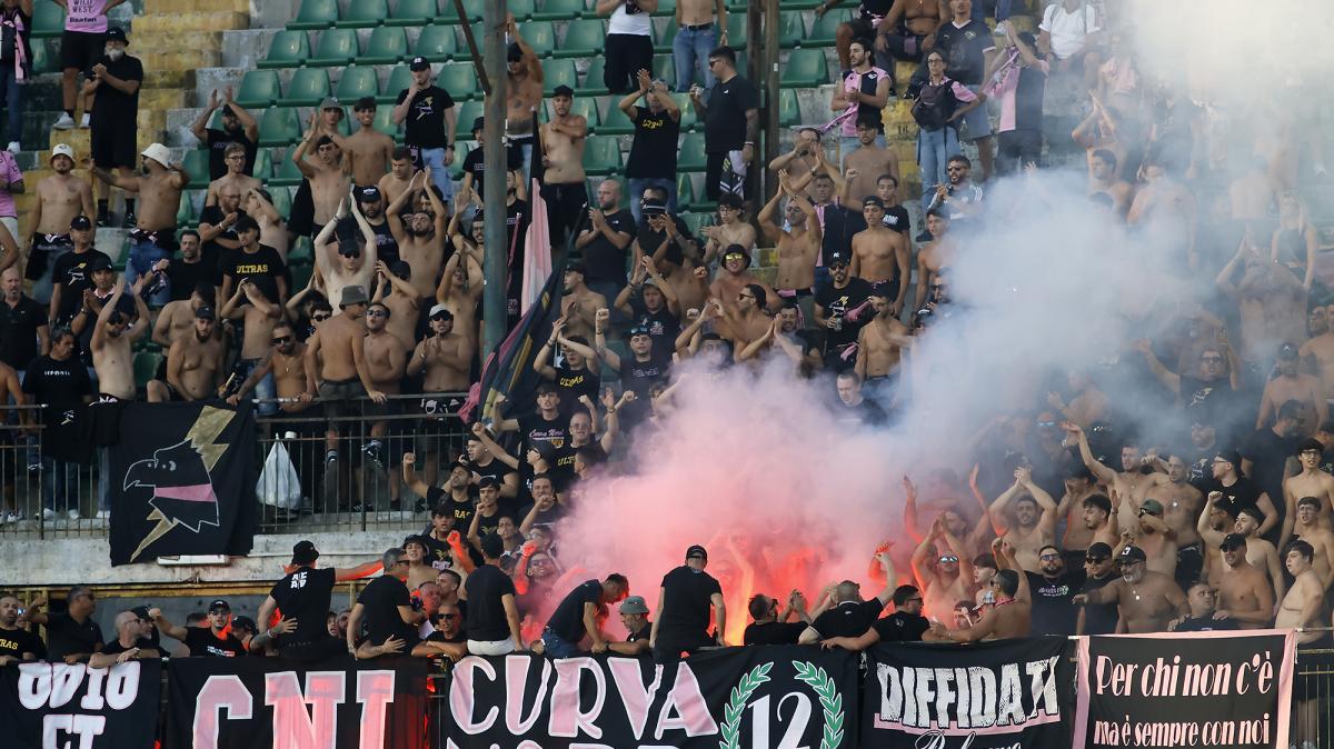 Avellino-Palermo, denunciati quattro tifosi rosanero