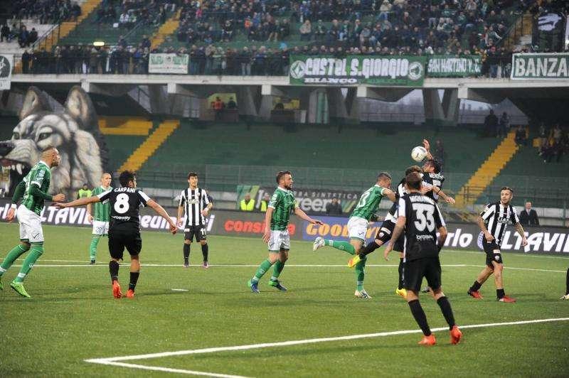 Avellino squadra più distratta nei finali. Colantuono alla ricerca della vittoria numero 200