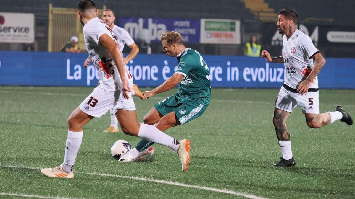 Sgarbi-Marconi: l'Avellino sbanca il Pinto e si aggiudica il derby (Casertana ko, 0-2)