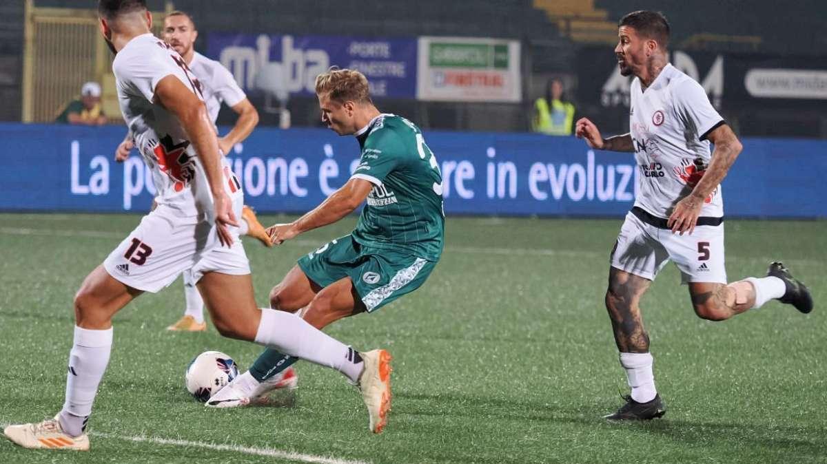 TS - "L’Avellino si ferma con il Giugliano". Male Gori e Redan, insufficiente anche Biancolino 