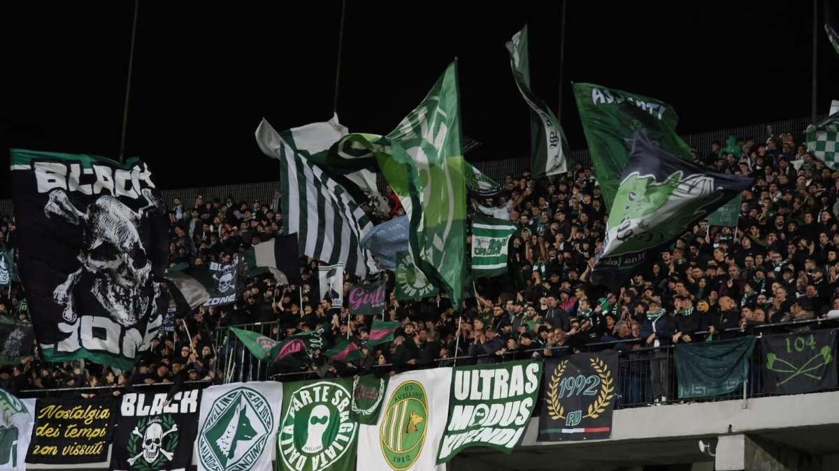 Avellino-Catania, vendita dei biglietti vietata ai residenti in provincia di Catania